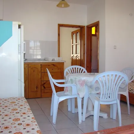 Paradise Apart Aparthotel